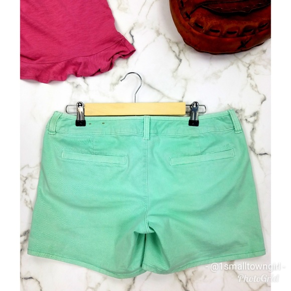 Vintage AEO midi shorts green 8 - Picture 2 of 6